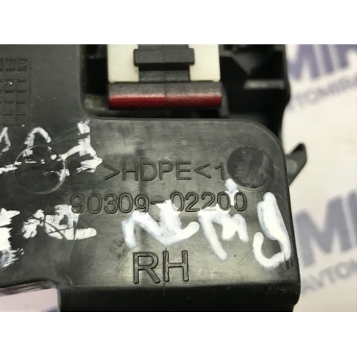 Ручка правой передней двери внешняя Kia Ceed цвет AA1 2006-2012 9030902200